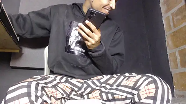 Anaconda larga online show from 02-28-26, 02:17