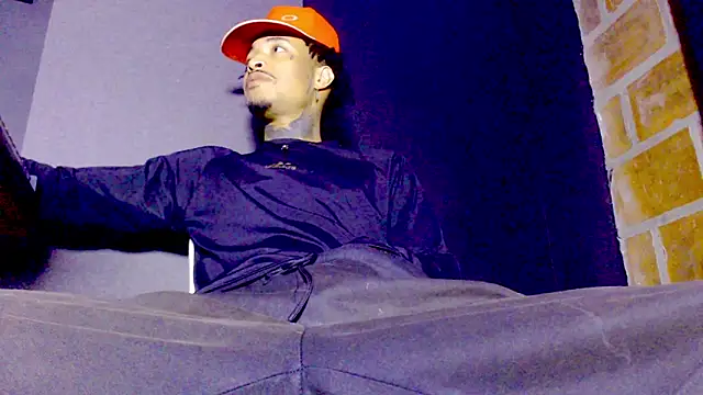 Anaconda larga online show from 02-18-26, 01:18