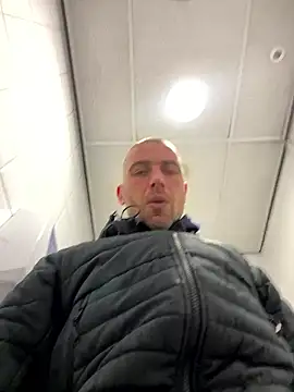 Rotteei1 online show from 01-08-26, 09:48