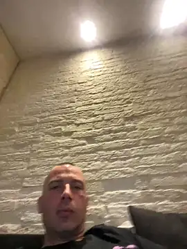 Rotteei1 online show from 04-10-26, 06:20