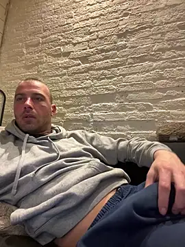 Rotteei1 online show from 03-11-26, 10:04