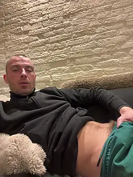 Rotteei1 online show from 02-05-26, 05:09