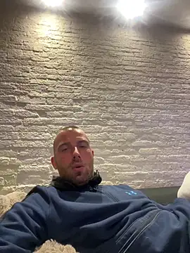 Rotteei1 online show from 11-18-25, 05:38