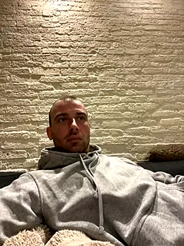 Rotteei1 online show from 11-27-25, 05:46