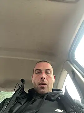 Rotteei1 online show from 04-02-26, 04:35