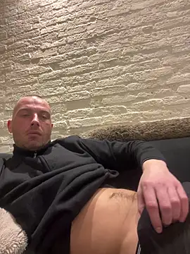 Rotteei1 online show from 02-08-26, 05:10