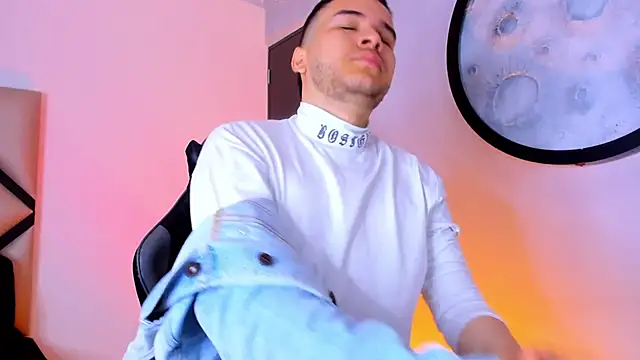 mike 257 online show from 11-15-25, 11:47