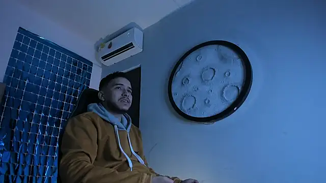 Snapshot of mike_257 chatting on 02-28-26, 11:54 mike 257 online show from 02-28-26, 11:54