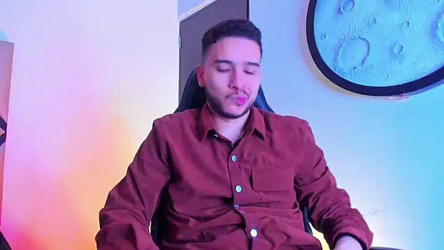 Snapshot of mike_257 chatting on 02-19-26, 11:51 mike 257 online show from 02-19-26, 11:51