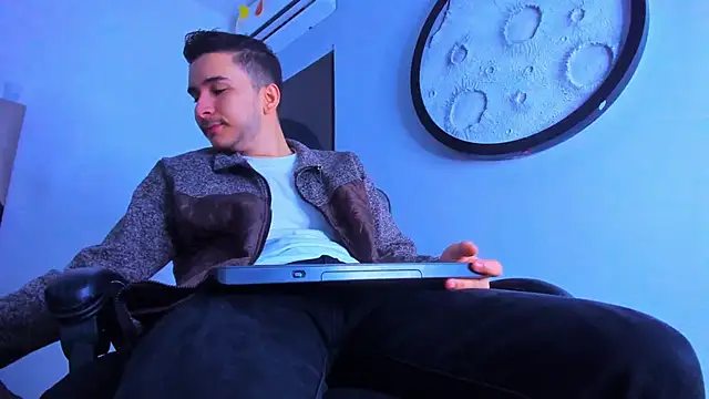 mike 257 online show from 01-10-26, 12:11