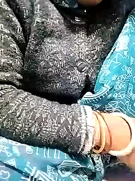 Hot cauple indian online show from 02-12-26, 05:13