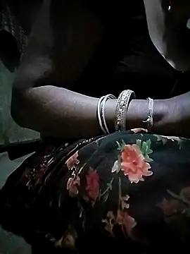 Hot cauple indian online show from 03-15-26, 06:42