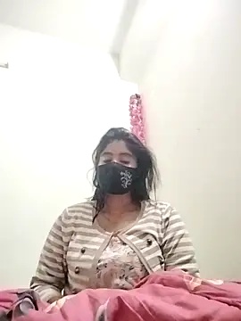 Hot Angle online show from 12-15-25, 09:20