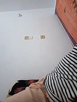 Snapshot of Hot_Angle chatting on 06-02-26, 02:28 Hot Angle online show from 06-02-26, 02:28