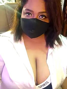 blackpearl     online show from 11-02-25, 04:45