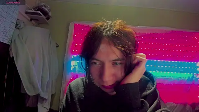 najimi uwu online show from 11-24-25, 08:31