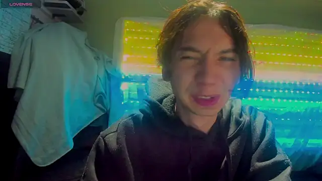 najimi uwu online show from 11-15-25, 02:32