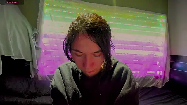 najimi uwu online show from 11-14-25, 10:46