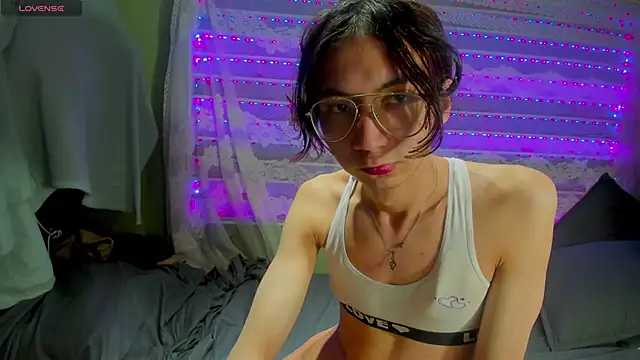 najimi uwu online show from 11-10-25, 07:30