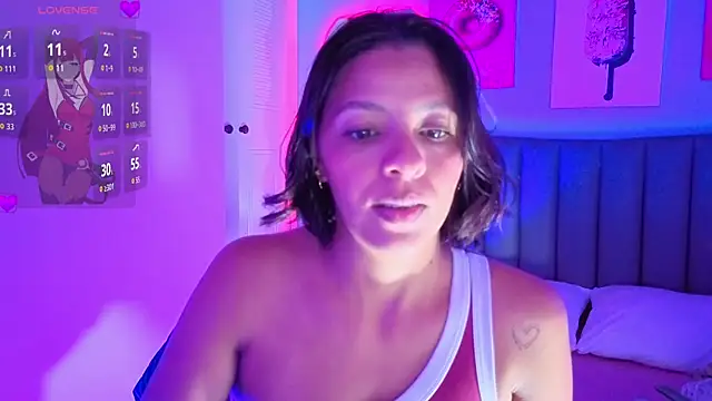 Aria Russo online show from 04-20-26, 01:45