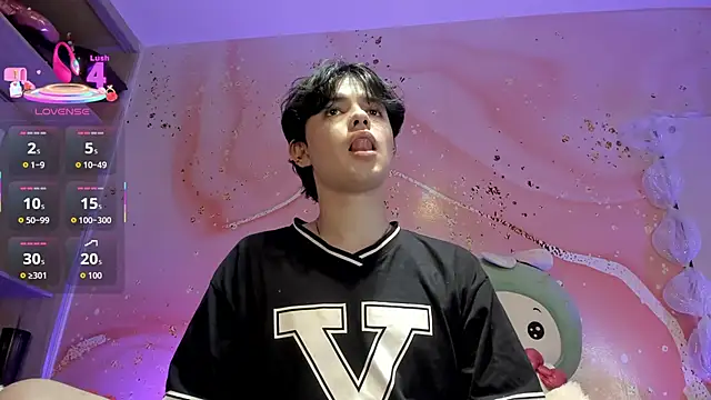 Snapshot of Sweet_Beomm chatting on 01-09-26, 01:01 Sweet Beomm online show from 01-09-26, 01:01