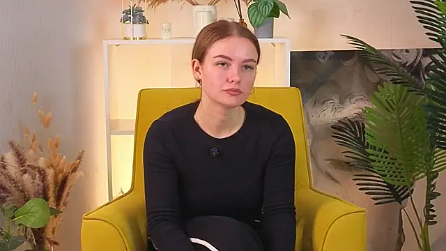 Snapshot of XeniaJoachin chatting on 10-19-25, 08:50 XeniaJoachin online show from 10-19-25, 08:50