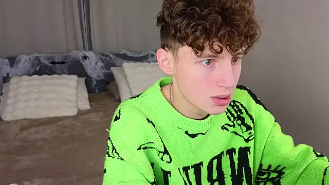 crisp1n online show from 11-06-25, 02:54