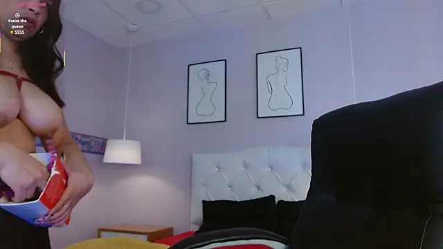 Rachellparker  online show from 11-12-25, 11:25