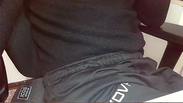 Snapshot of topg84 chatting on 03-04-26, 07:10 topg84 online show from 03-04-26, 07:10