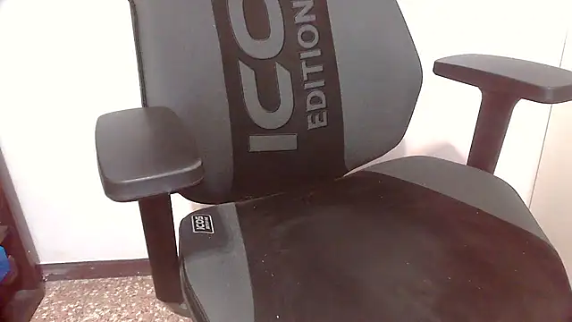 Snapshot of topg84 chatting on 02-17-26, 07:00 topg84 online show from 02-17-26, 07:00