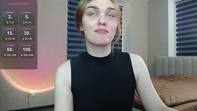 EmiliaRhodes online show from 12-04-25, 08:52