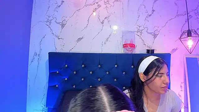 Dakotaa Johnson online show from 03-19-26, 09:48