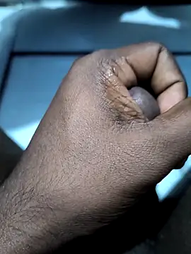 67yoki online show from 11-30-25, 01:39