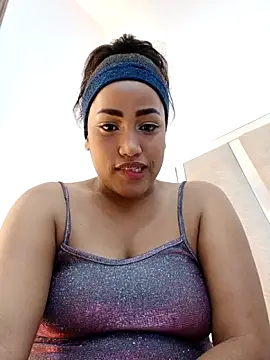 NahomiWalker  online show from 11-12-25, 06:34