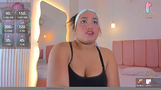 NahomiWalker  online show from 01-13-26, 08:24