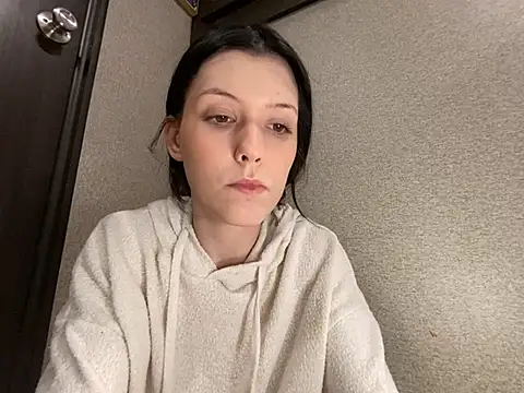 Thedeepwebcutie online show from 06-17-26, 06:02