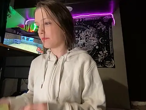 Thedeepwebcutie online show from 04-18-26, 07:00