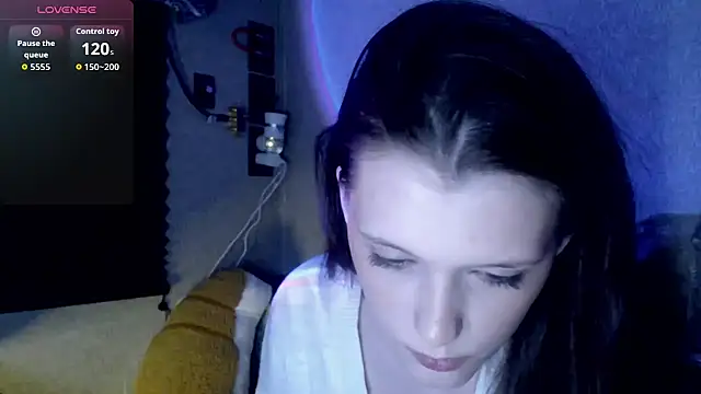 Snapshot of Thedeepwebcutie chatting on 11-15-25, 07:56 Thedeepwebcutie online show from 11-15-25, 07:56