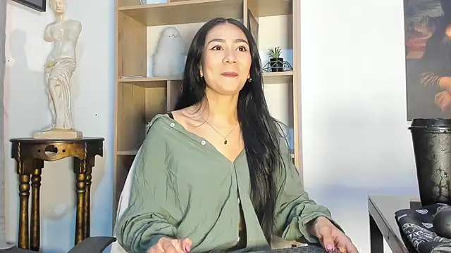 elissaWhite online show from 02-18-26, 12:41