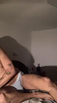 Italmanu85 online show from 11-17-25, 12:58