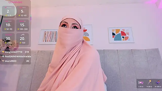 fatiima  online show from 12-19-25, 01:42