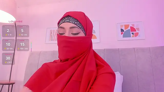 Snapshot of fatiima_ chatting on 05-13-26, 07:54 fatiima online show from 05-13-26, 07:54