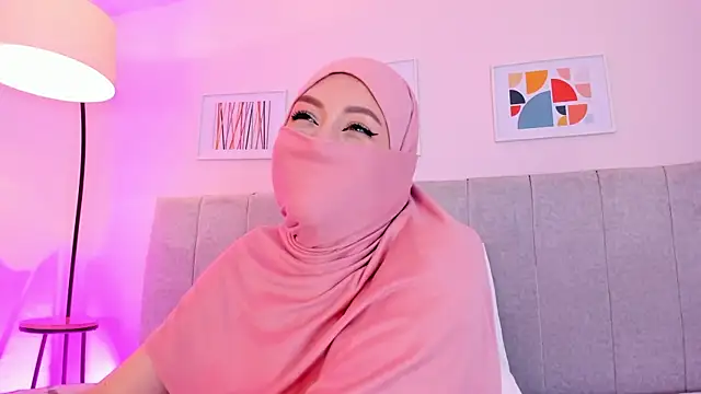 fatiima  online show from 11-17-25, 07:07