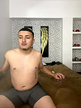 Demon foxes online show from 11-05-25, 08:01