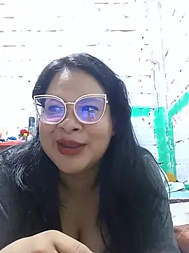 Snapshot of celeste122595 chatting on 07-04-26, 04:22 celeste122595 online show from 07-04-26, 04:22