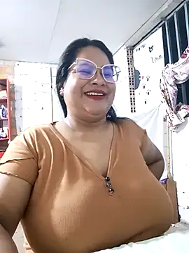 Snapshot of celeste122595 chatting on 11-26-25, 03:17 celeste122595 online show from 11-26-25, 03:17