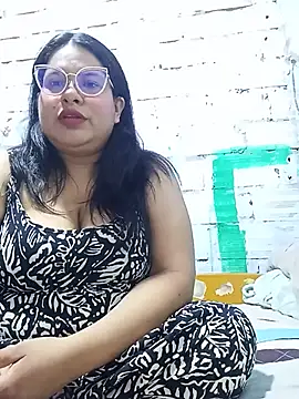Snapshot of celeste122595 chatting on 07-08-26, 03:08 celeste122595 online show from 07-08-26, 03:08