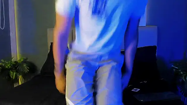 ArohomLester online show from 11-30-25, 11:11