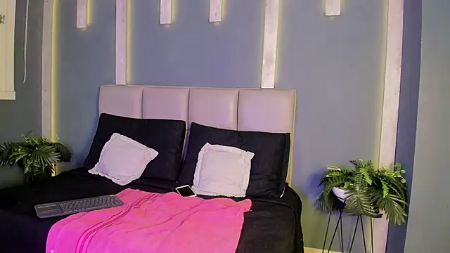 Snapshot of ArohomLester chatting on 02-18-26, 02:02 ArohomLester online show from 02-18-26, 02:02