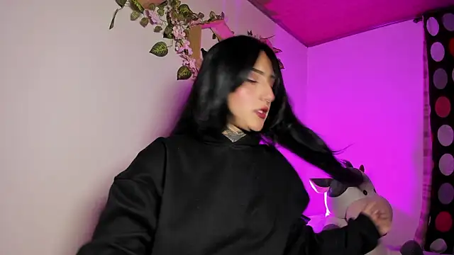 Snapshot of miku_st chatting on 02-25-26, 08:58 miku st online show from 02-25-26, 08:58